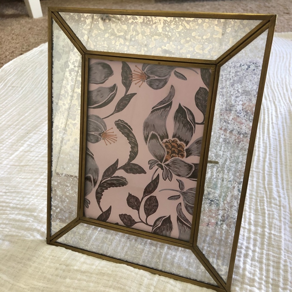 Anthropologie Gold Frame 5x7